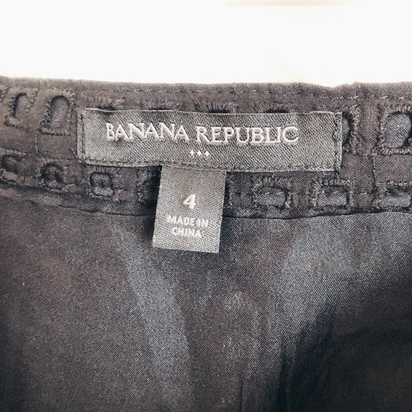 Banana Republic Black Eyelet Detail Skirt Size 4 - Picture 7 of 8